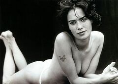 Lena Headey's erotic nude shots