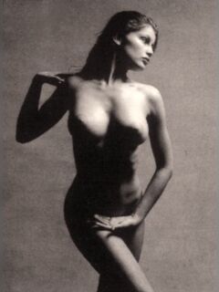 10. Laetitia Casta completely nude in photos for erotic magazines