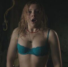Abigail Breslin's boobs in The Call movie