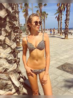 21. Ksenia Sukhinova's hot photos in a bikini