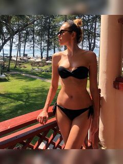 6. Ksenia Sukhinova's hot photos in a bikini