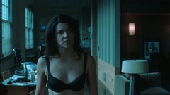 Lauren Graham's hot photos in lingerie from Sweet November movie