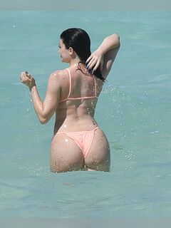 7. Kylie Jenner naked