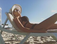 5. Alina Grosu's photos in a bikini