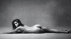 4. Cindy Crawford nude in b&w photos