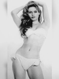 22. Brigitte Bardot's b&w photos