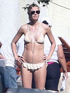 Gwyneth Paltrow's photos in a bikini