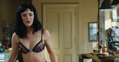 2. Erotic shots with Krysten Ritter in lingerie from What Happens in Vegas movie