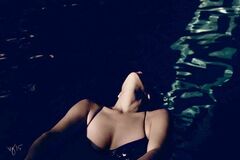 4. Kristen Wiig's erotic photos