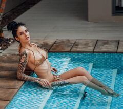 4. Alla Berger's nude photos photos in a bikini