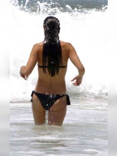 Jordana Brewster's photos in a bikini