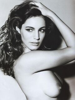 4. Kelly Brook in b&w photoshoots